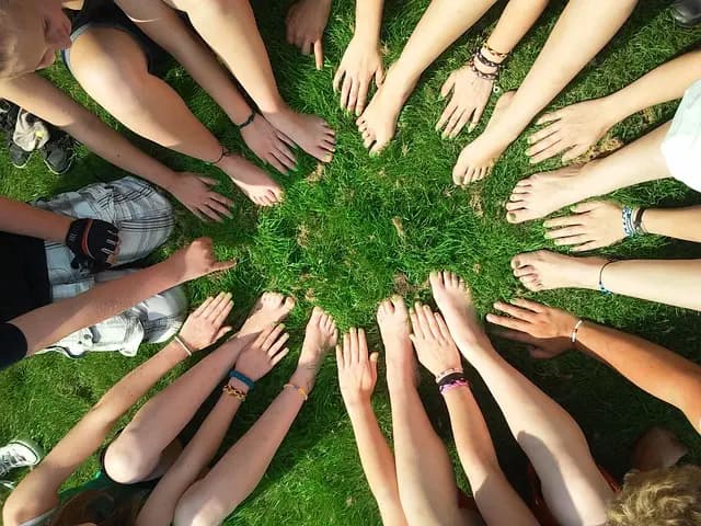Understanding the Benefits of Support Groups